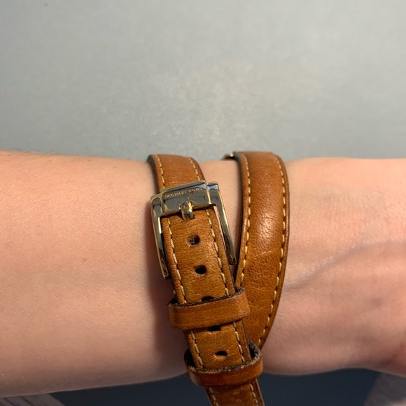 Michael Kors Wrap Watch - Picture 3 of 4